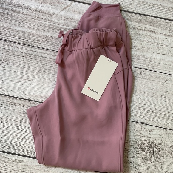 lululemon athletica Pants - NWT LULULEMON JOGGER  On the Fly Jogger 28"  Pink Taupe WOVEN Travel Rose 8
